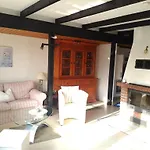 With 1 Bedroom Semesterbostad
